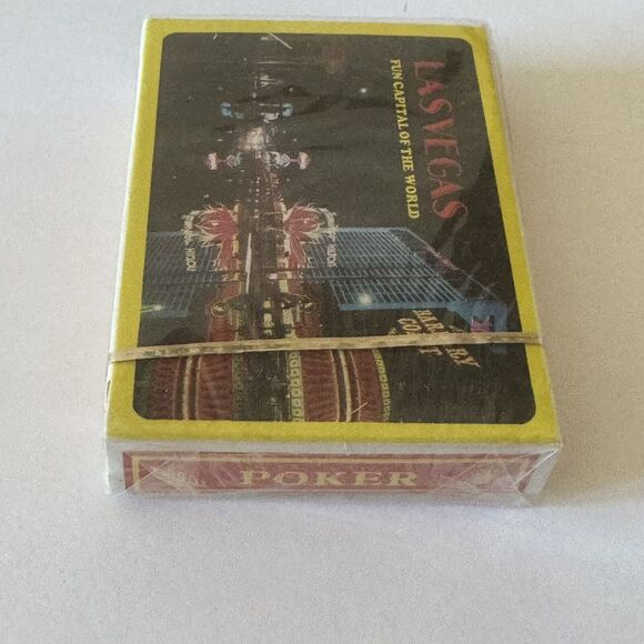 Las Vegas VTG Poker Size Playing Cards SEALED Deck Collectible Gambling Games - Picture 5 of 10